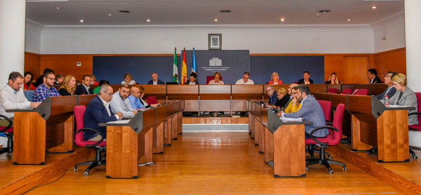 El Pleno de Motril da luz verde a la modificacin del PGOU que permitir ampliar el suelo cultivable 